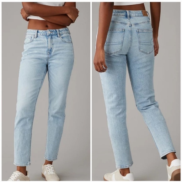 American Eagle, Strigid High Rise Light Medium Wash Mom Jeans, Size 10 Short - Picture 3 of 3